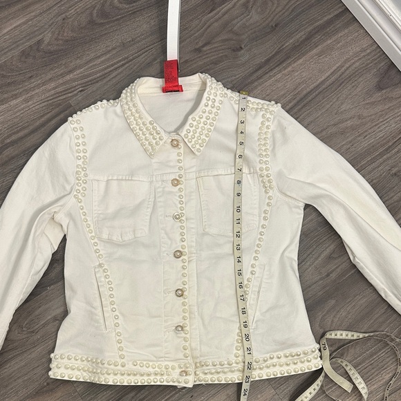 V Cristina Ivory Pearl-Studded Jean Jacket - Picture 13 of 14